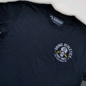 Grind Athletics T-Shirt Mens M Lightning Skull Graphic Tee Black Short Sleeve